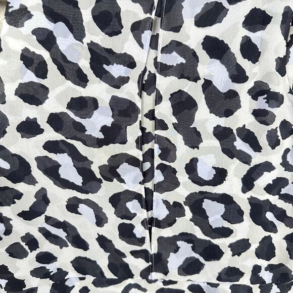 CAbi Leopard Animal Print Blouse Size S Violet Purple Peplum Chiffon Top 5536 - Picture 6 of 10